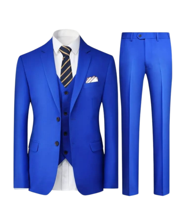 Conjunto de trajes de tres piezas para hombre, ideal para ocasiones formales y eventos importantes.
